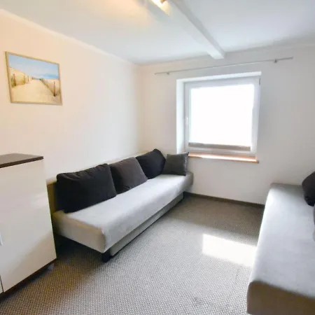 Semesterbostad Comfortable For 3 People In Pleśna